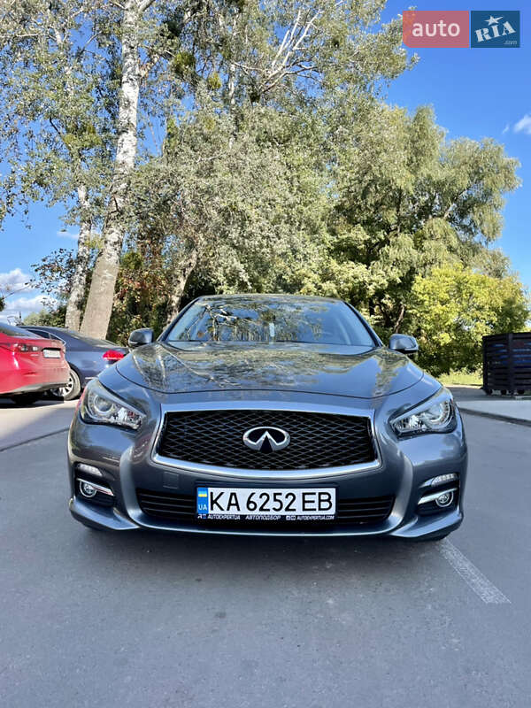 Infiniti Q50 2016