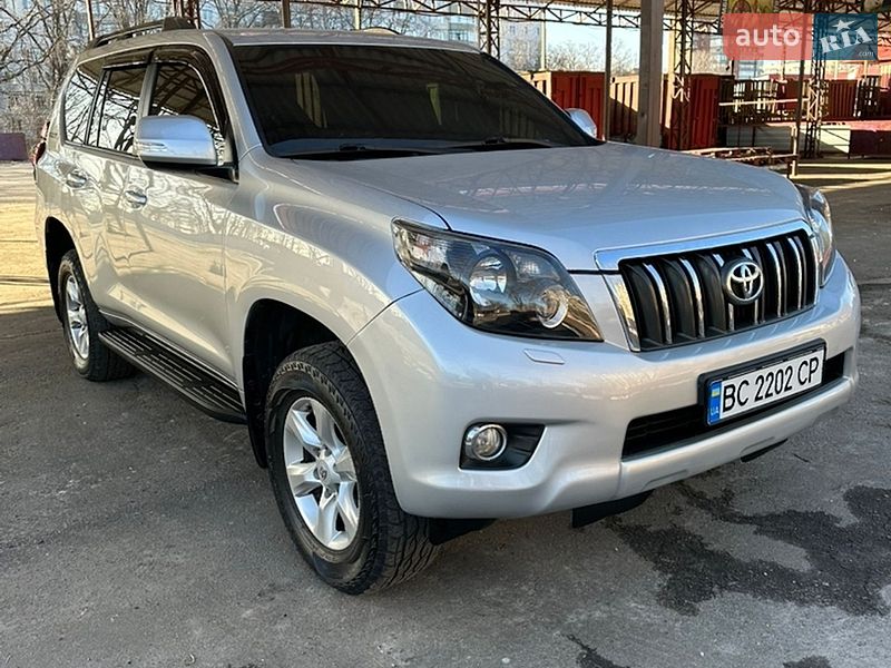 Toyota Land Cruiser Prado 2012