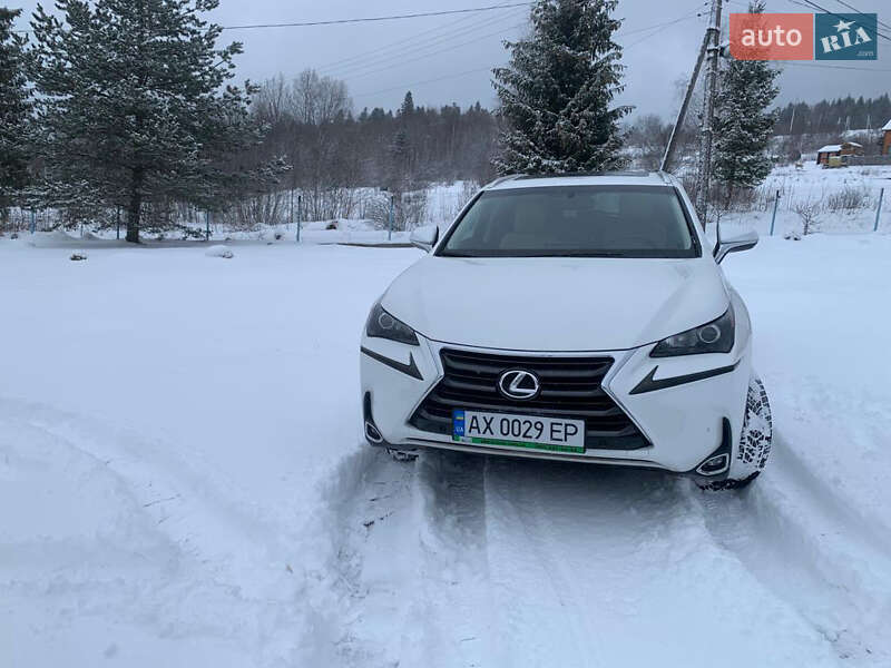Lexus NX 2016