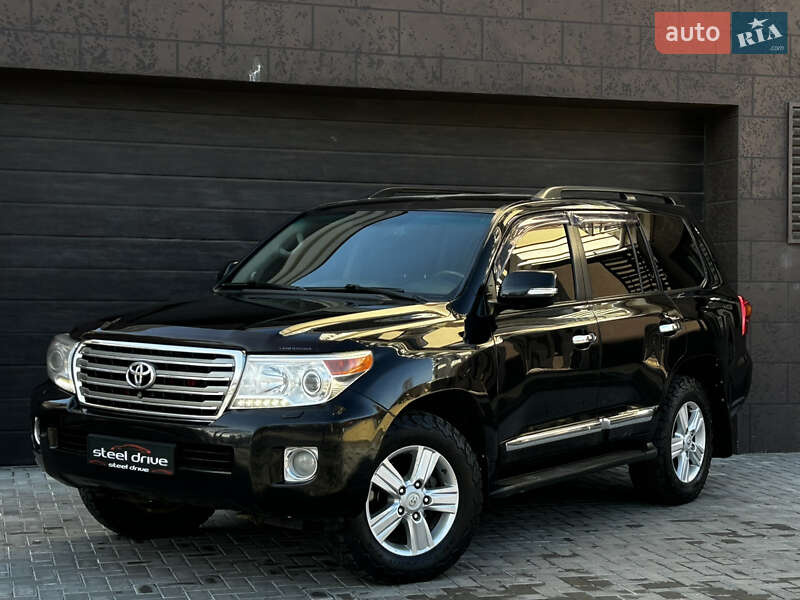 Toyota Land Cruiser 2013