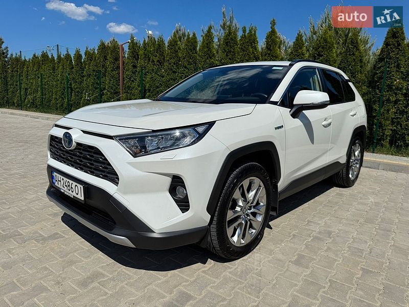 Toyota RAV4 2021