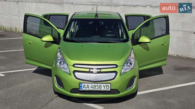 Chevrolet Spark 2015