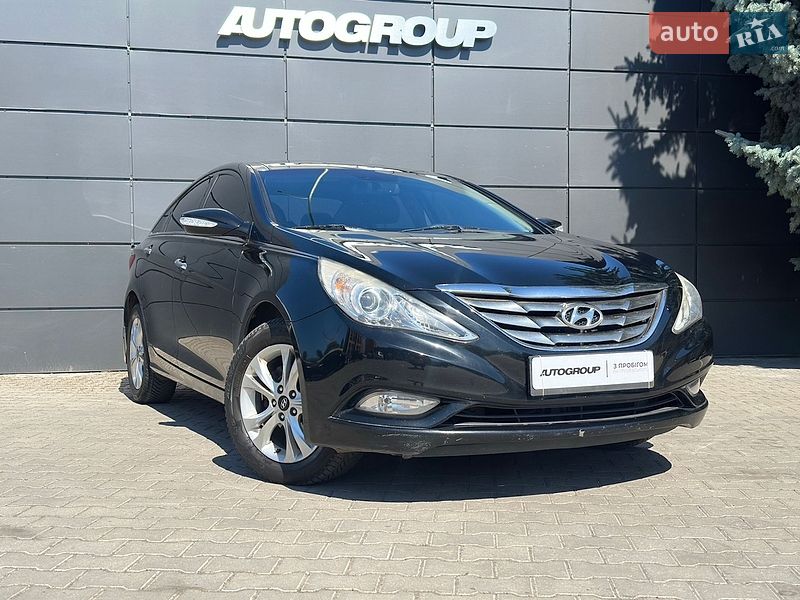 Hyundai Sonata 2010