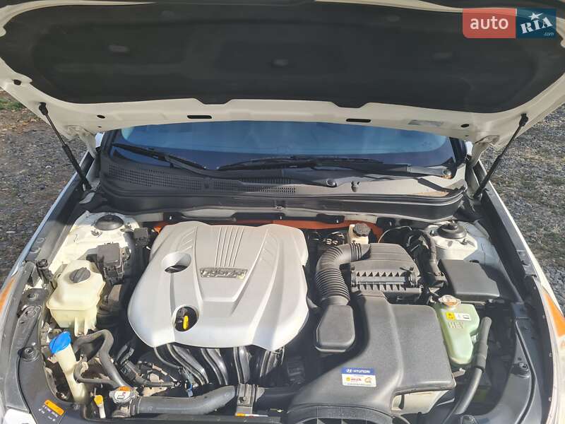 Hyundai Sonata 2013