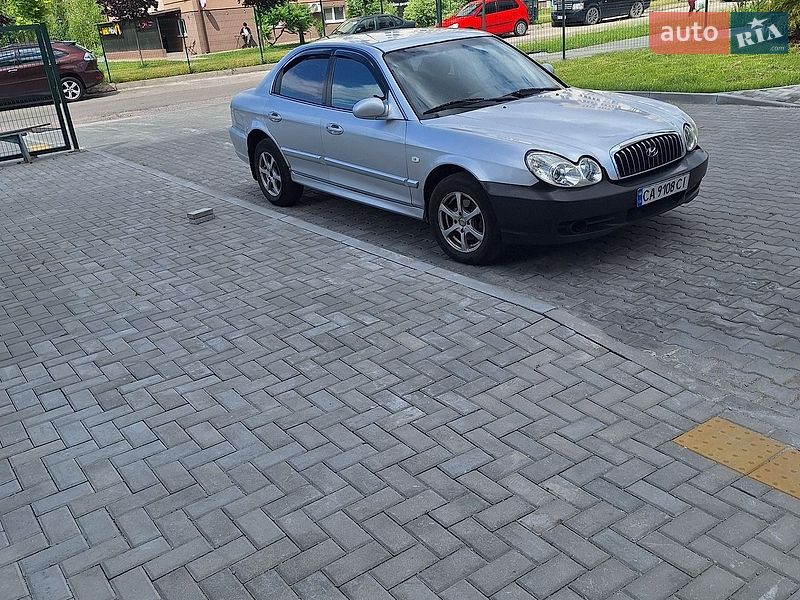 Hyundai Sonata 2004