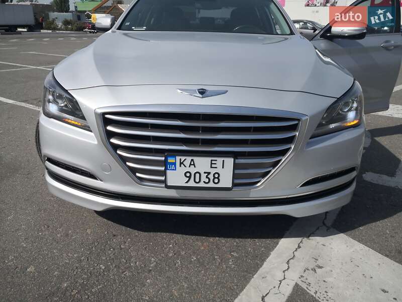 Hyundai Genesis 2014
