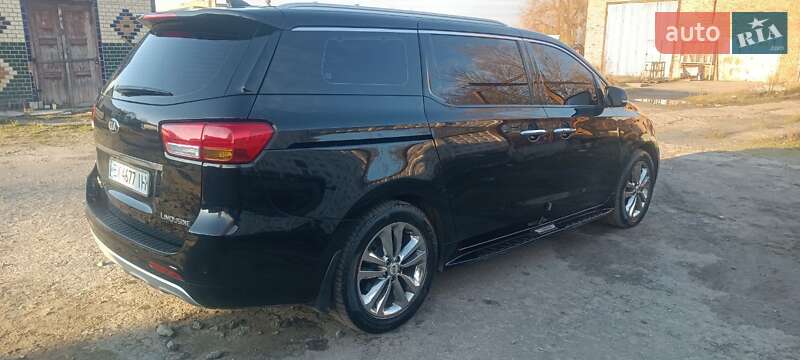Kia Carnival 2017