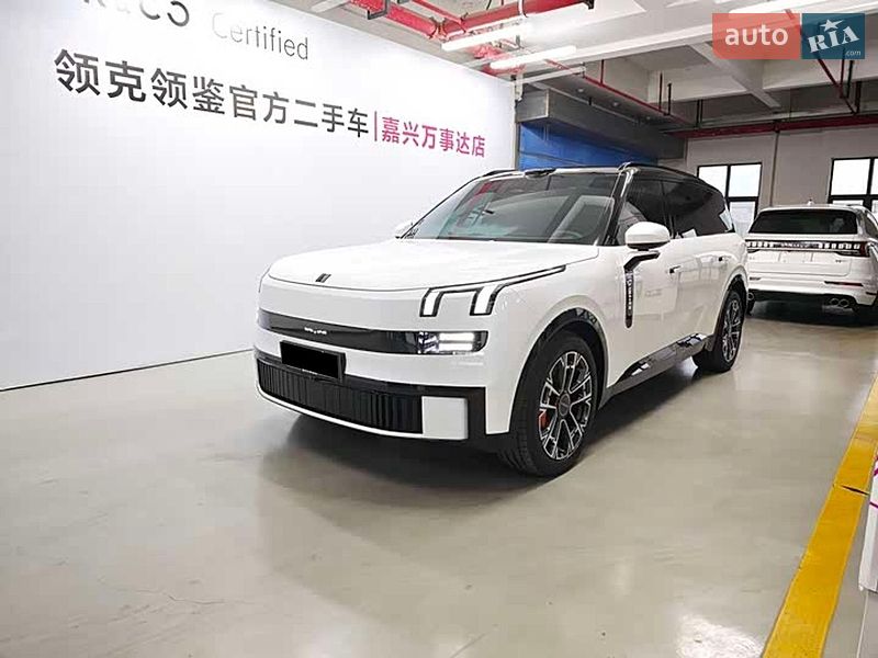 Lynk&Co 900 2025