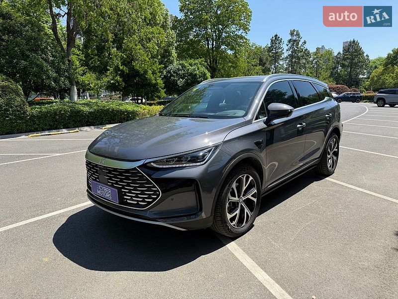 BYD Tang 2025