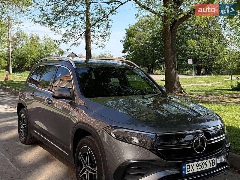Mercedes-Benz EQB 2021