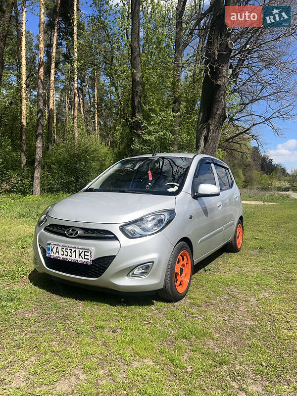 Hyundai i10 2012