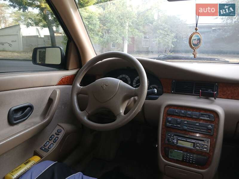 Samand LX 2006