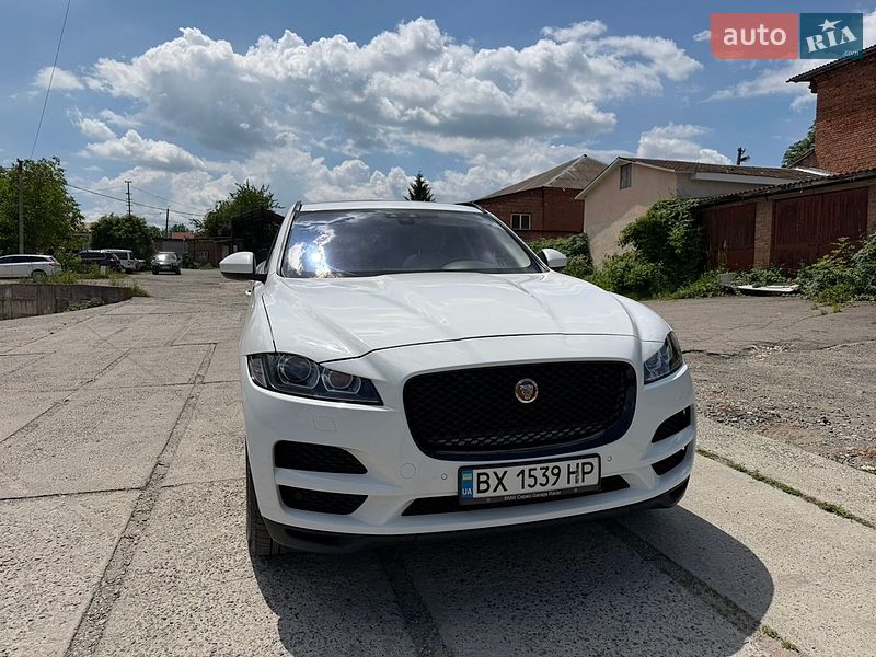 Jaguar F-Pace 2016