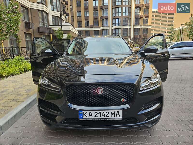 Jaguar F-Pace 2018