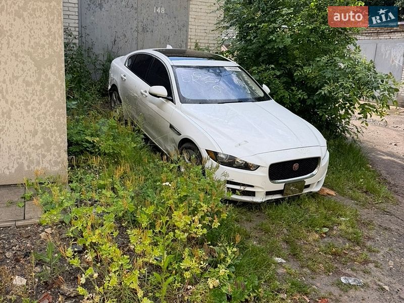 Jaguar XE 2017