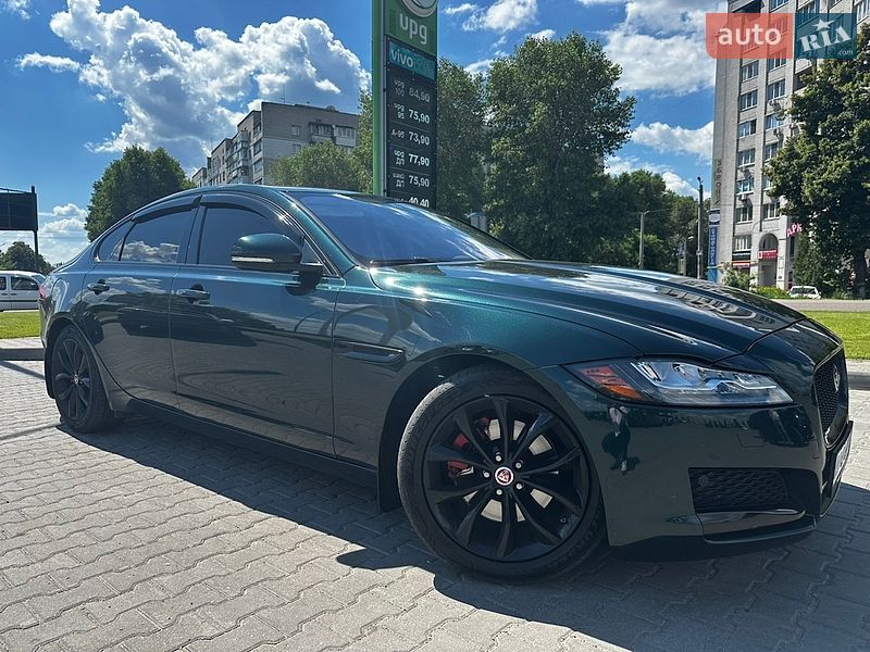 Jaguar XF 2016