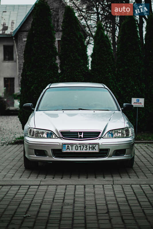 Honda Accord 1999