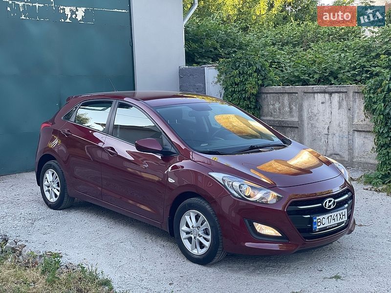 Hyundai i30 2016