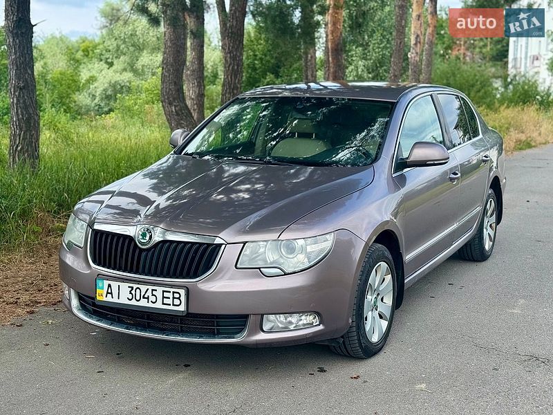 Skoda Superb 2012