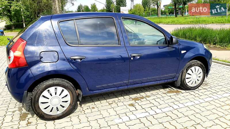 Dacia Sandero 2012