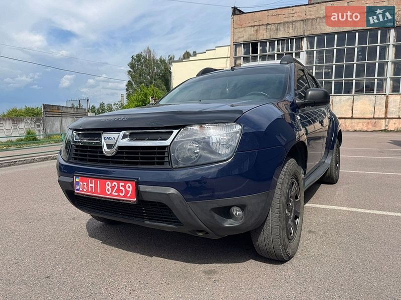 Dacia Duster 2011