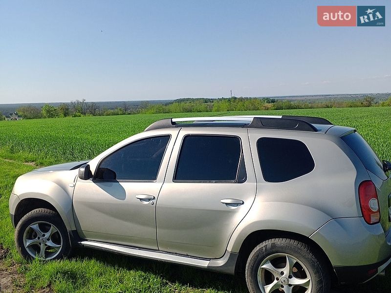 Dacia Duster 2011