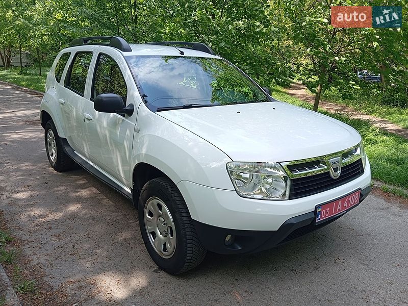Dacia Duster 2011