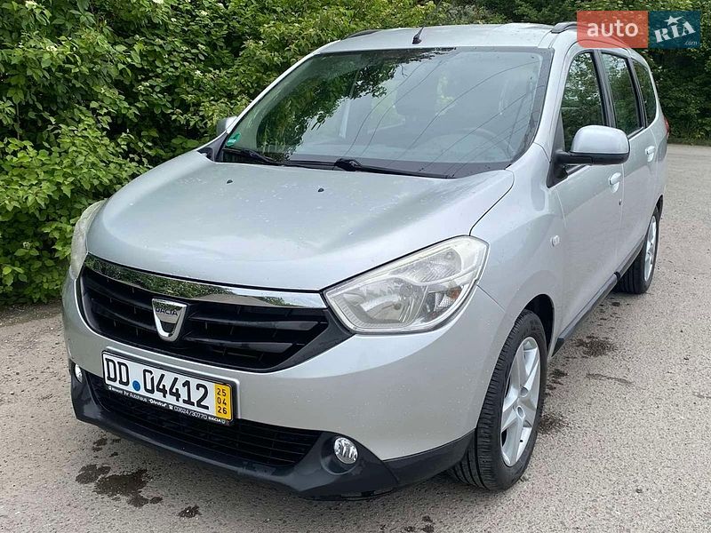 Dacia Lodgy 2012