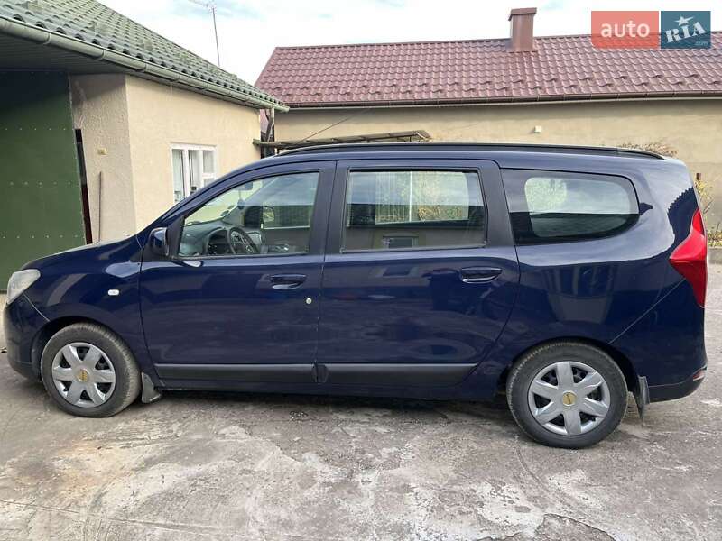 Dacia Lodgy 2012