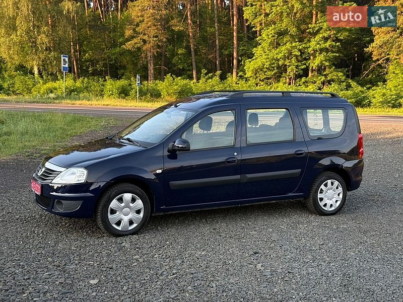 Dacia Logan 2011