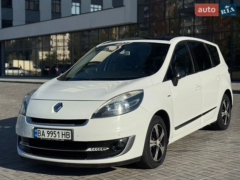 Renault Megane Scenic 2012