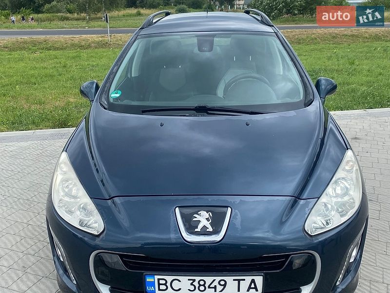 Peugeot 308 2011