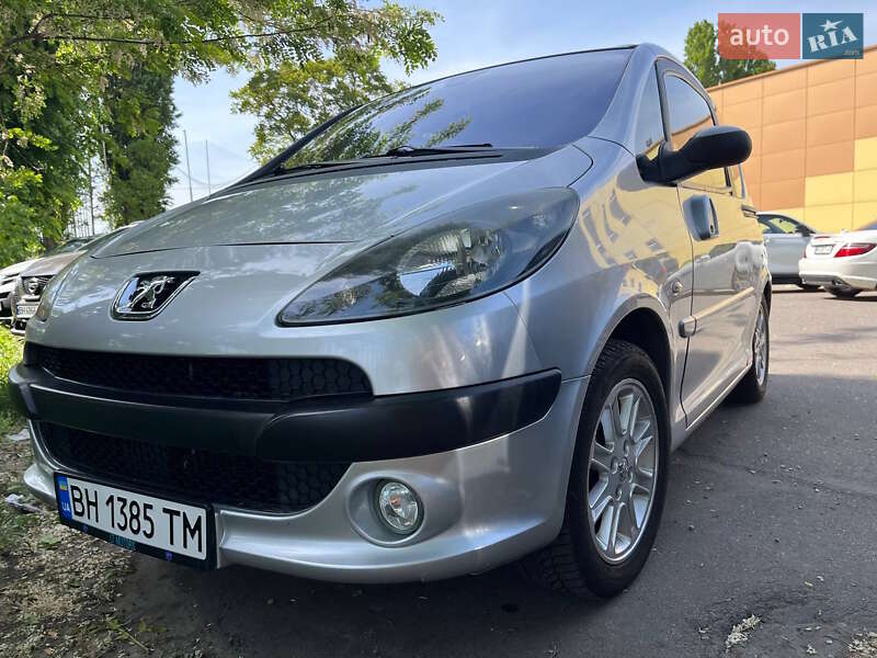 Peugeot 1007 2005