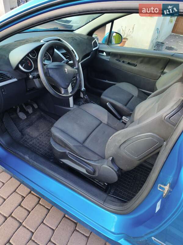 Peugeot 207 2011