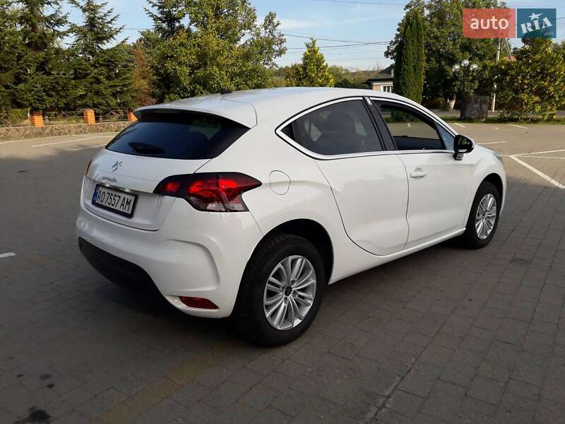 Citroen DS4 2012