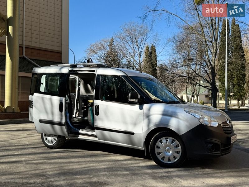 Opel Combo 2013