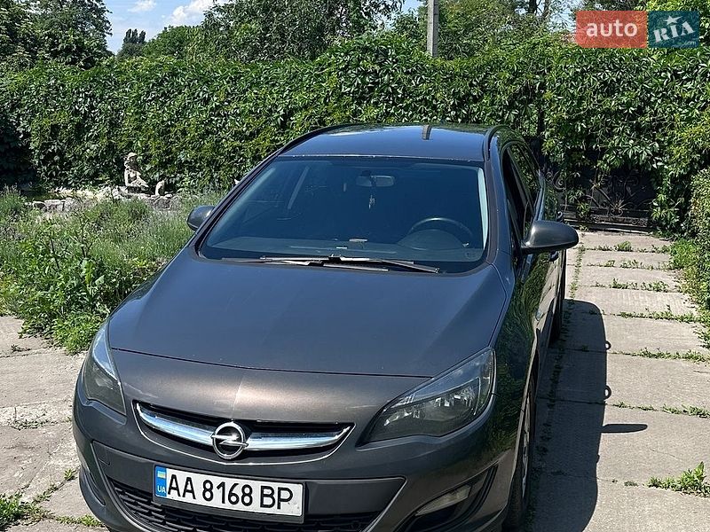Opel Astra 2013