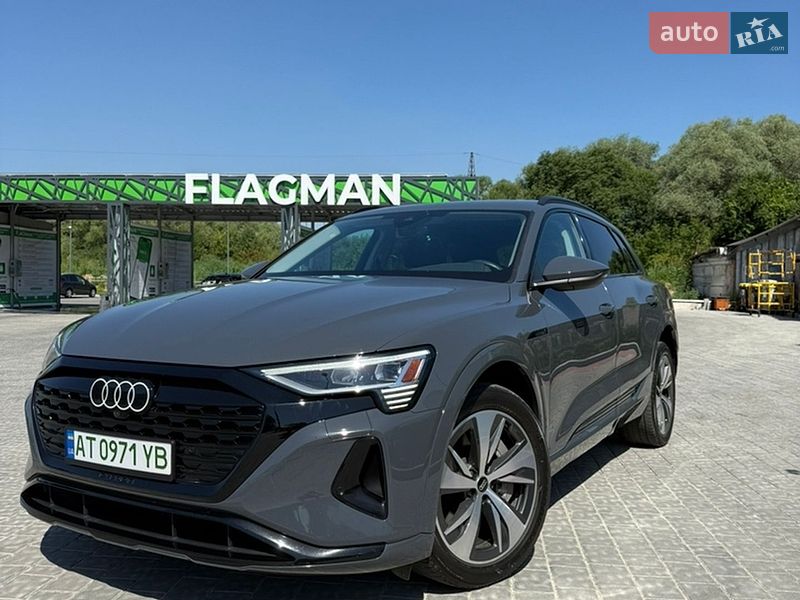 Audi Q8 e-tron 2023