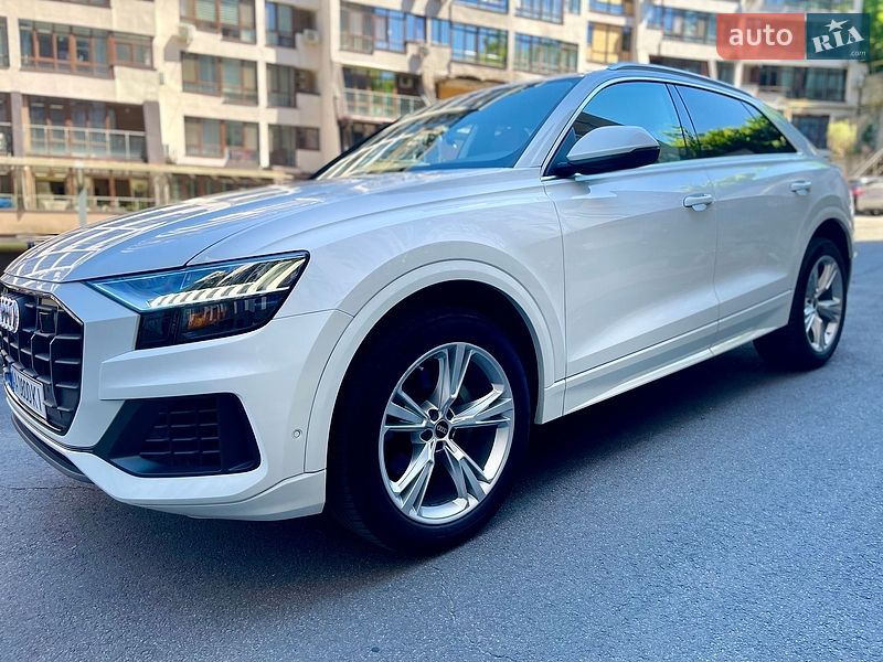 Audi Q8 2023