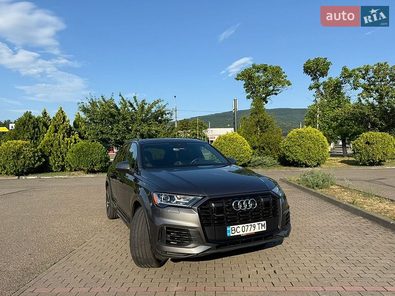 Audi Q7 2021