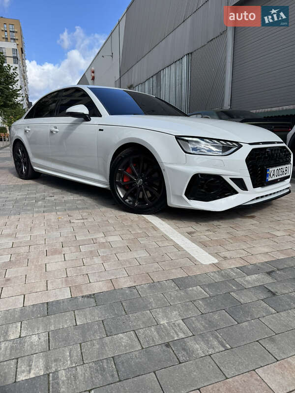 Audi A4 2019