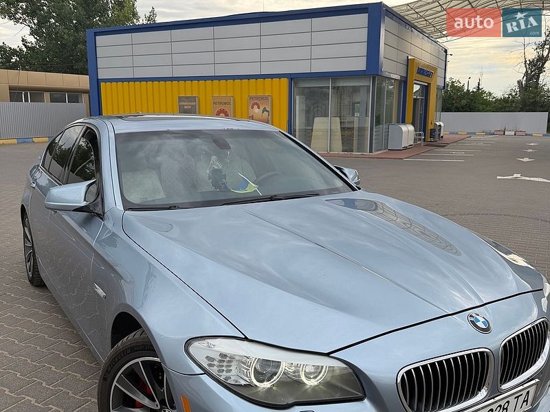 BMW 5 Series 2012