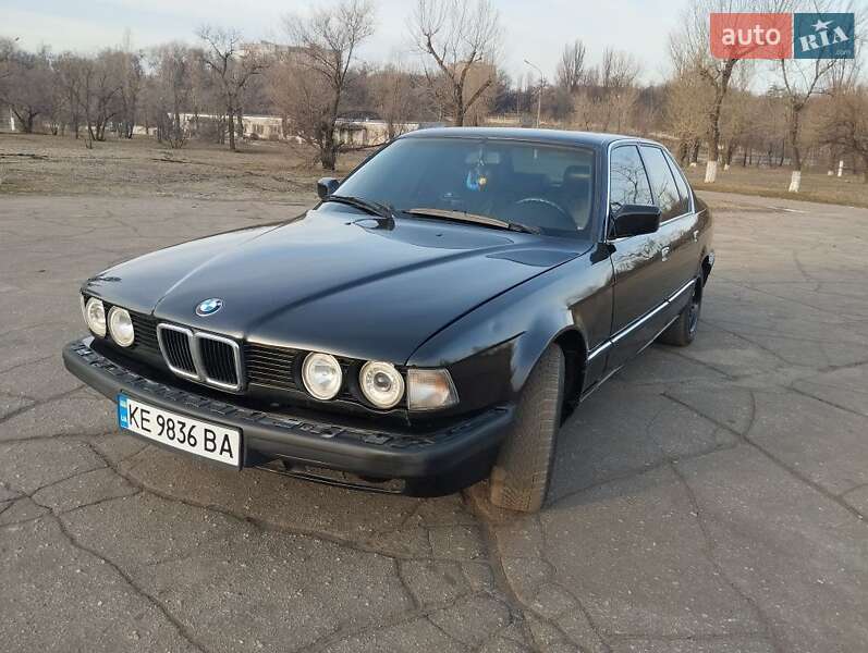 BMW 7 Series 1992