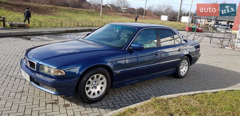 BMW 7 Series 1998