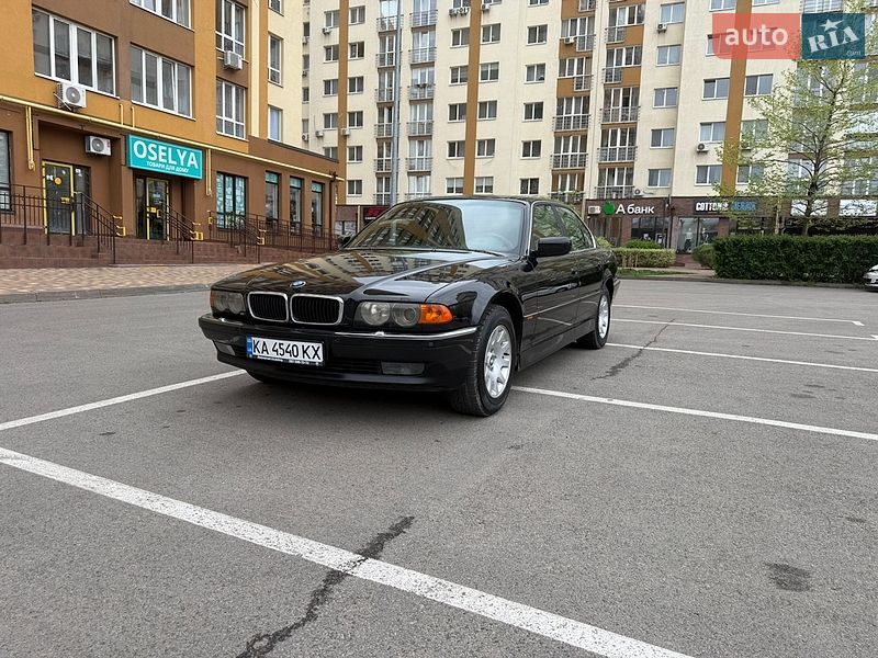 BMW 7 Series 2001