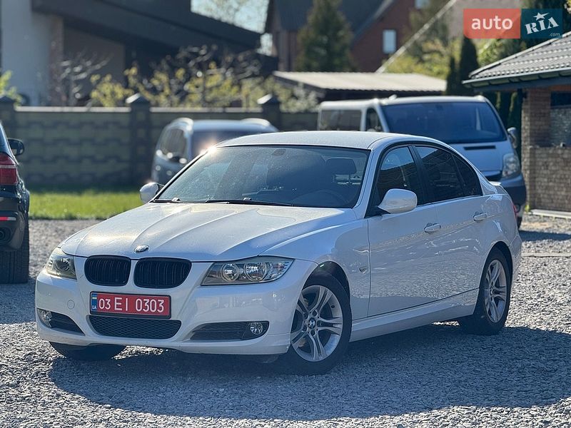 BMW 3 Series 2009