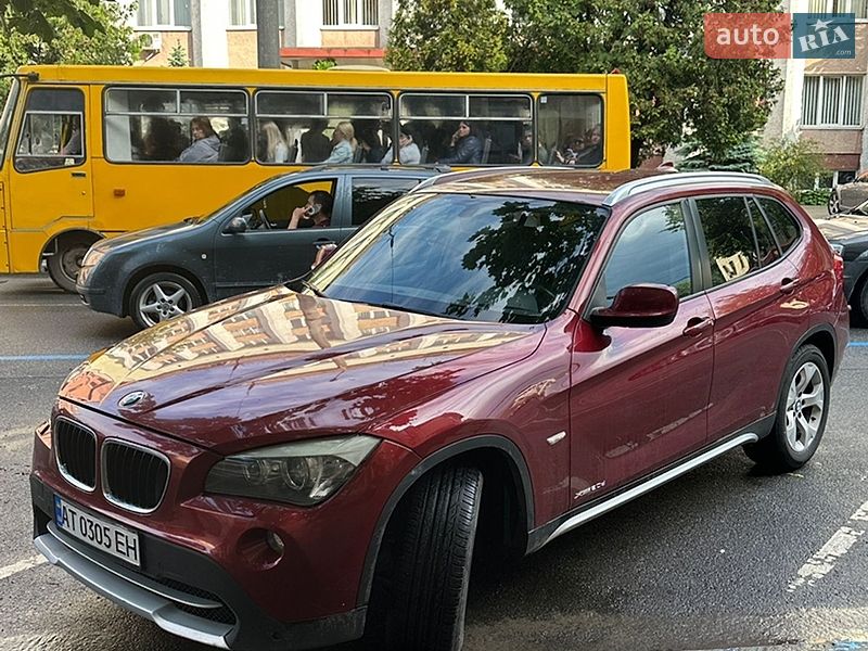 BMW X1 2011