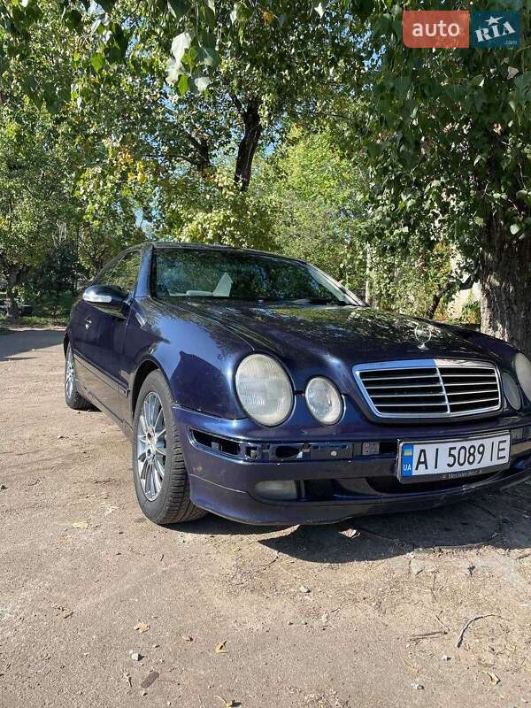 Mercedes-Benz CLK-Class 2001