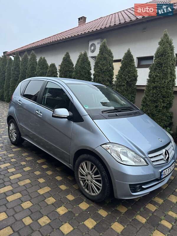 Mercedes-Benz A-Class 2010