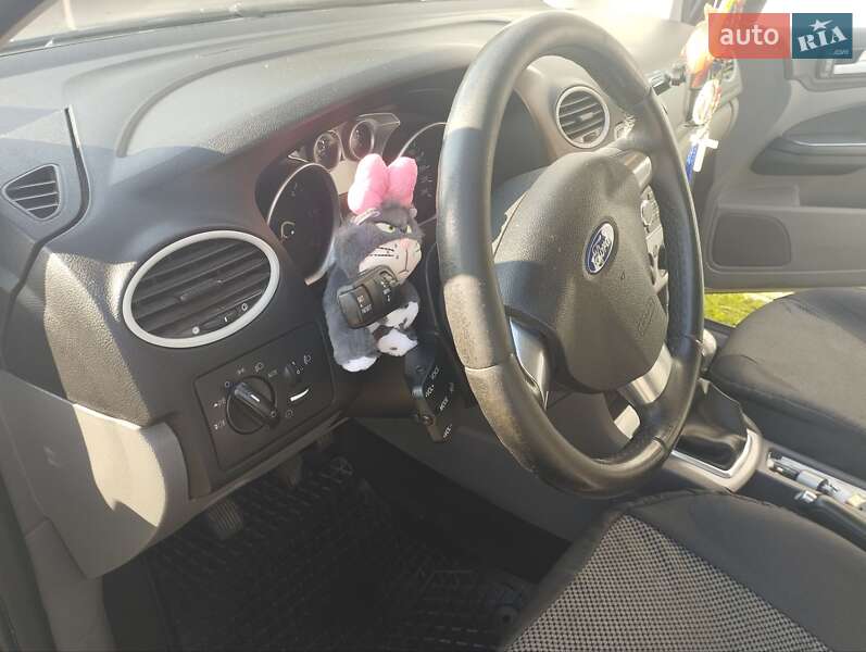 Ford Focus 2010